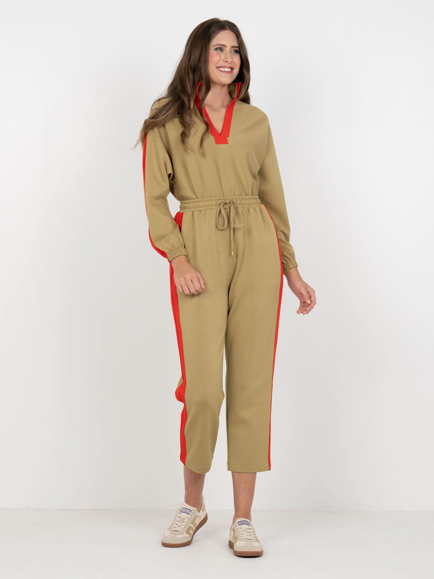 Joy Jogger in Cherry Spice – Emily McCarthy