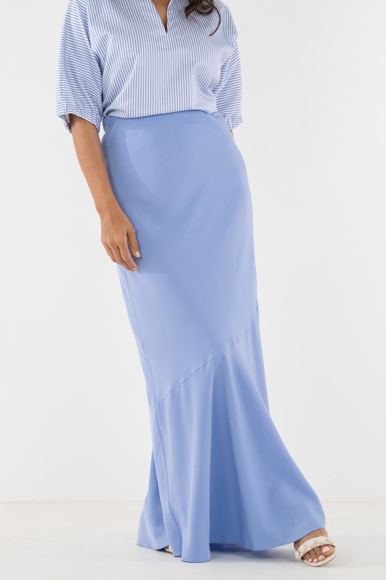 Bias Skirt in Grapemist – Emily McCarthy
