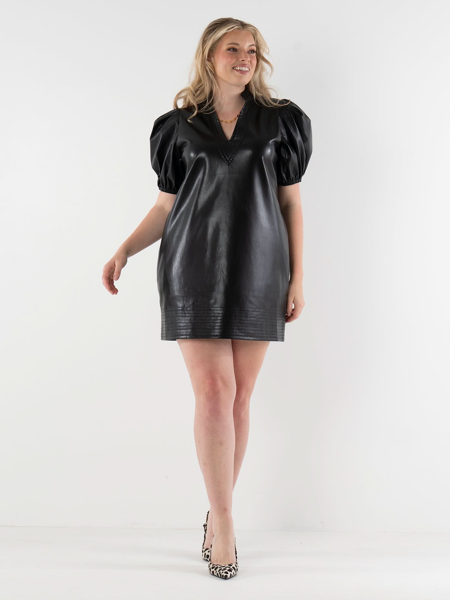 Hampton Mini in Black Vegan Leather – Emily McCarthy