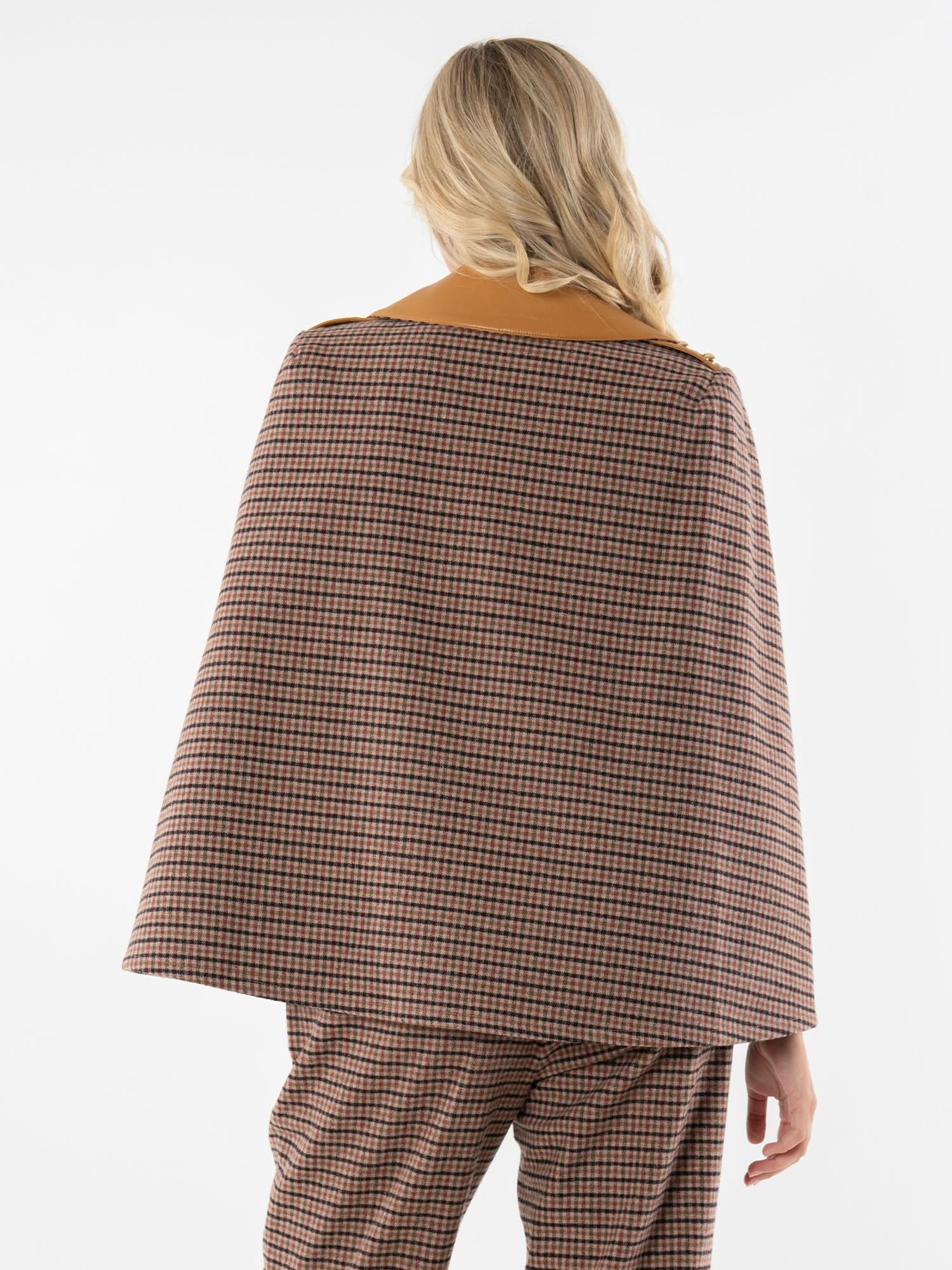 Overlay Cape in Tweed – Emily McCarthy