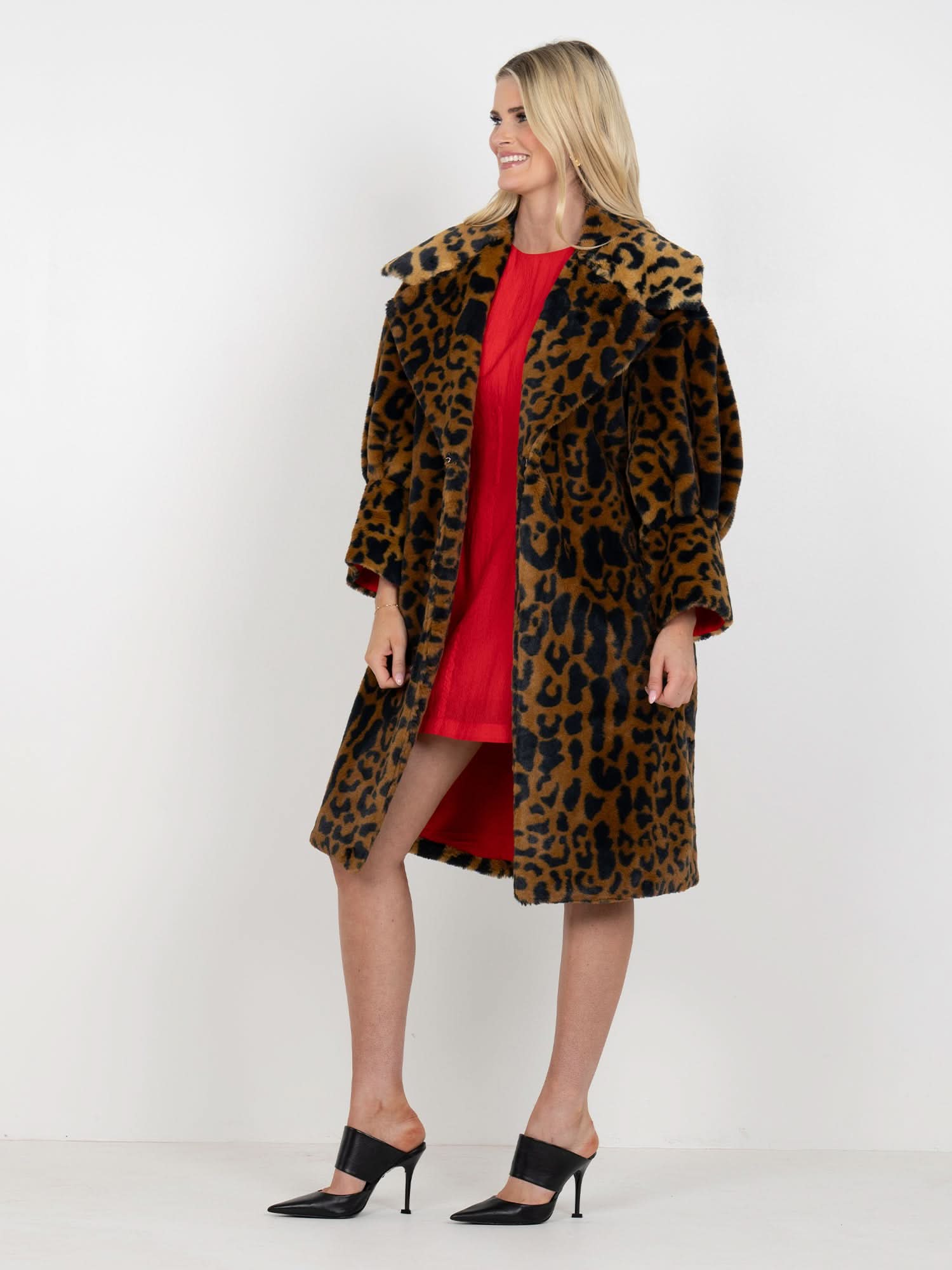 Manhattan Coat in Lady Leopard – Emily McCarthy