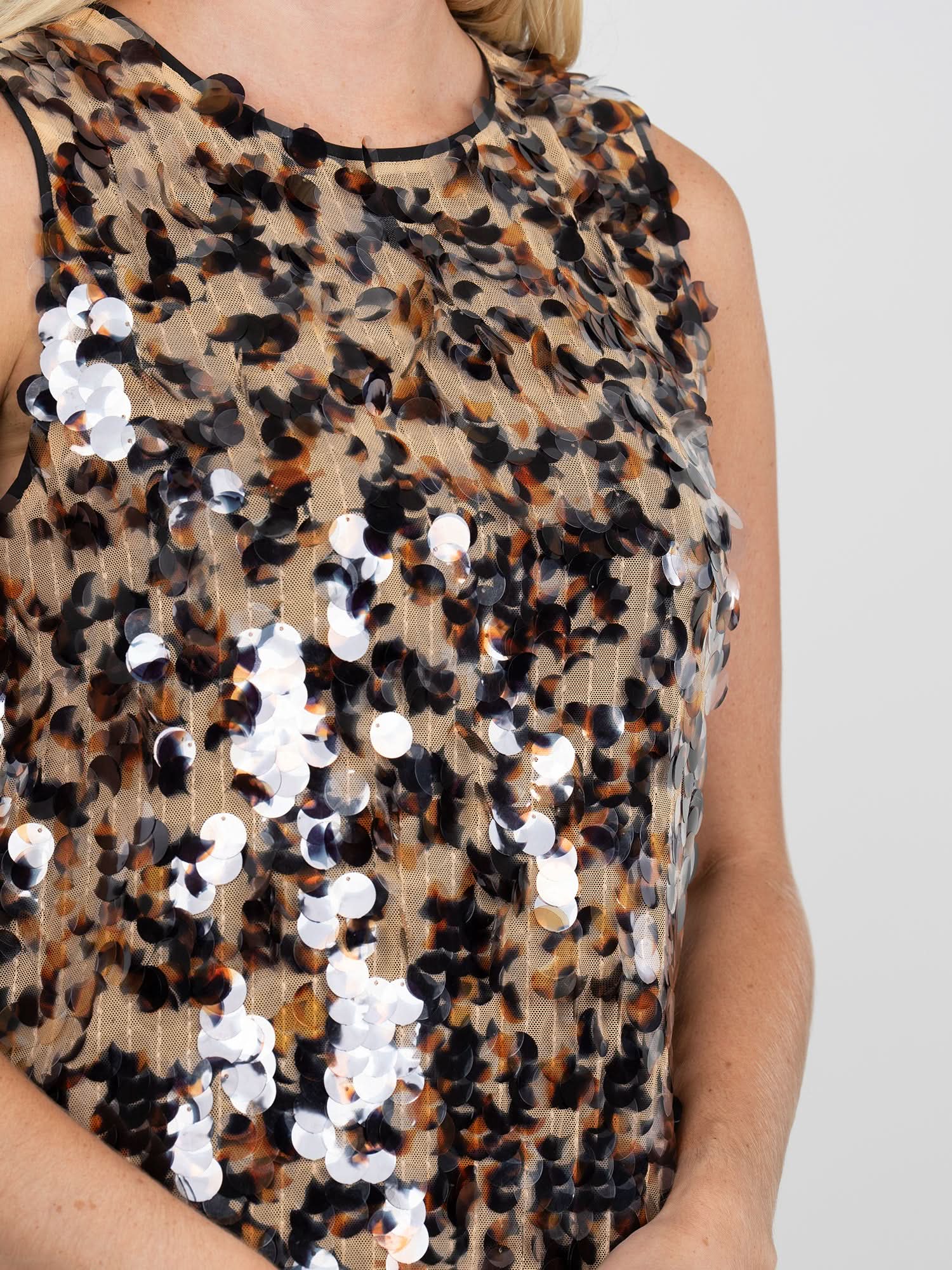 Tory Dress in Tortoise Shell Sequin – Emily McCarthy