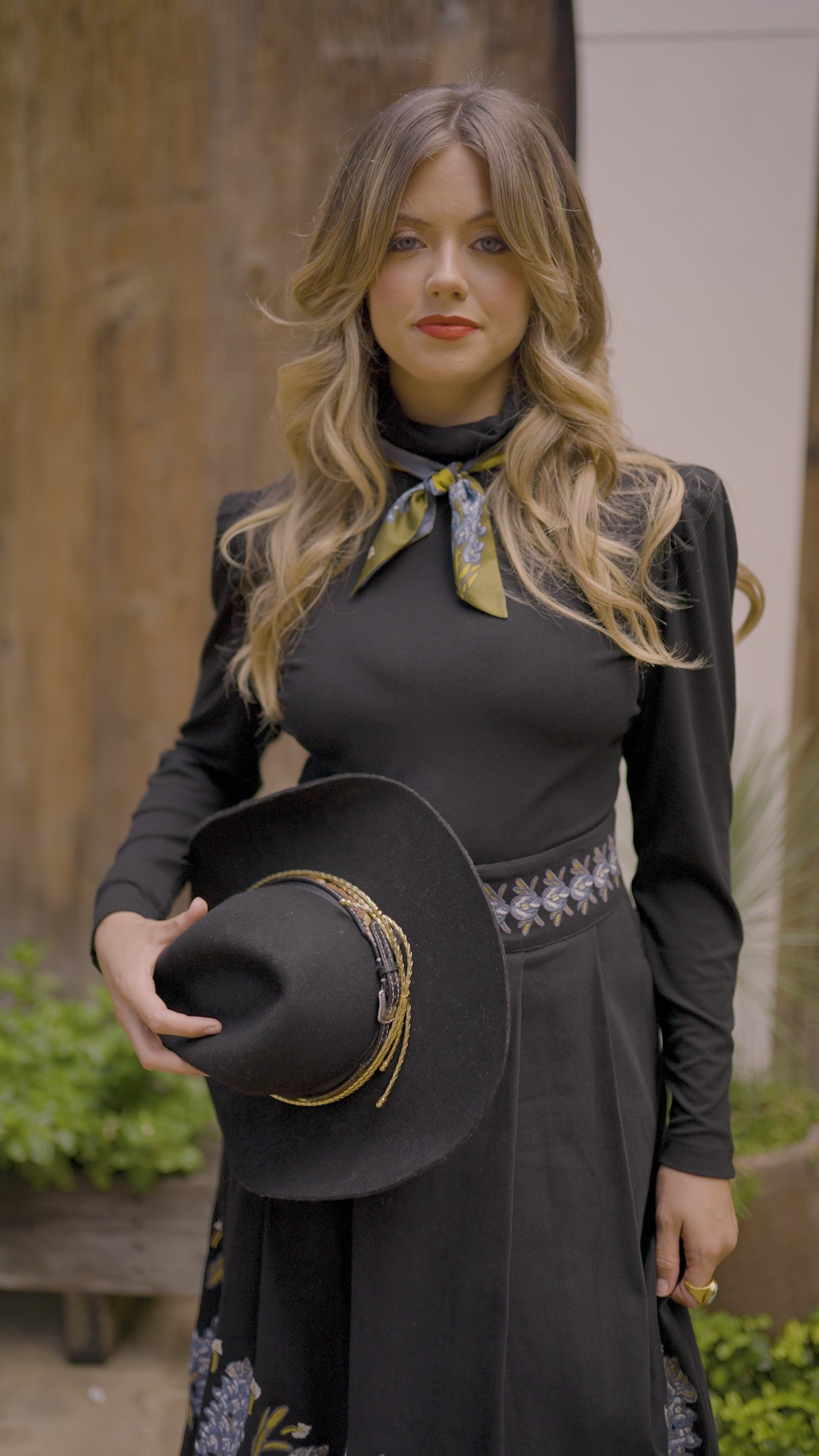Tessa Turtleneck in Tap Shoe – Emily McCarthy