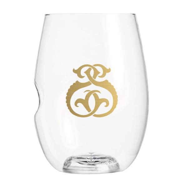 The 1-Letter govino® Stemless Shatterproof Wine glass is BPA free, features a curved indent, a gold monogram on the front, and is perfect for stylish, worry-free entertaining.